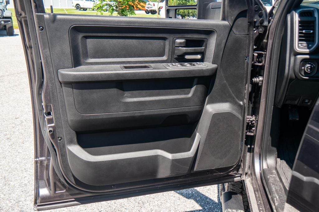 2026 RAM 2500 Tradesman Black Express