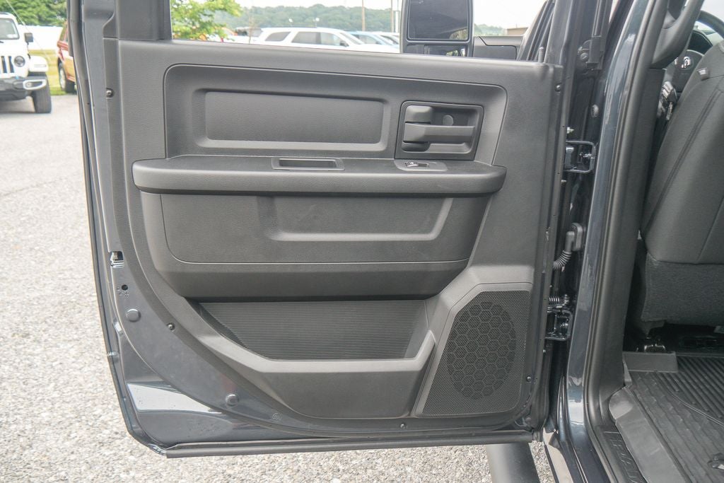 2026 RAM 2500 Tradesman Black Express