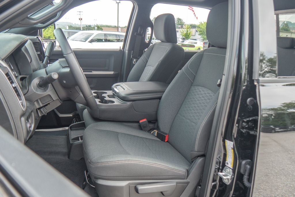 2026 RAM 2500 Tradesman Black Express